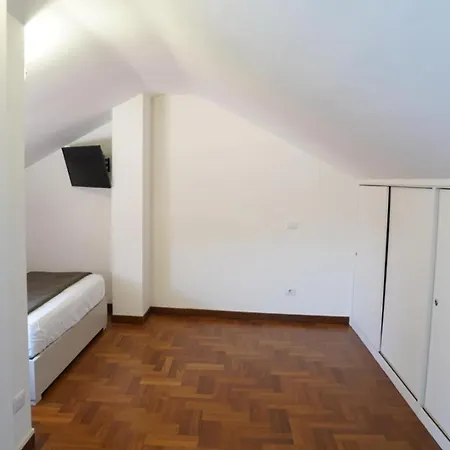 Апартаменты Domus Arvali Рим